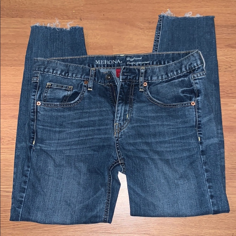Jeans - Picture 2 of 3